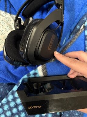 ASTRO A50 Wireless Gaming Headset - Black Xbox and pc